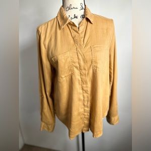 Harper buttons down‎ woman’s blouse casual office professional chic lightweight